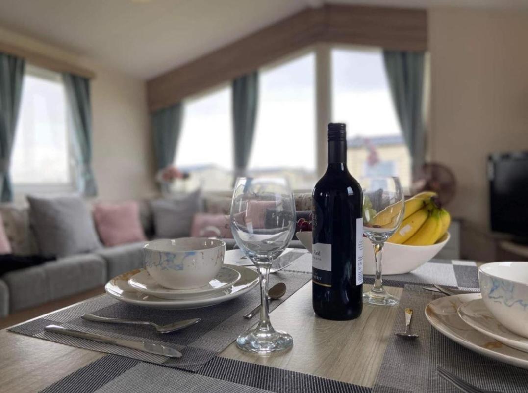 Tunstall View Caravan Holidays At Sand Le Mere Luaran gambar